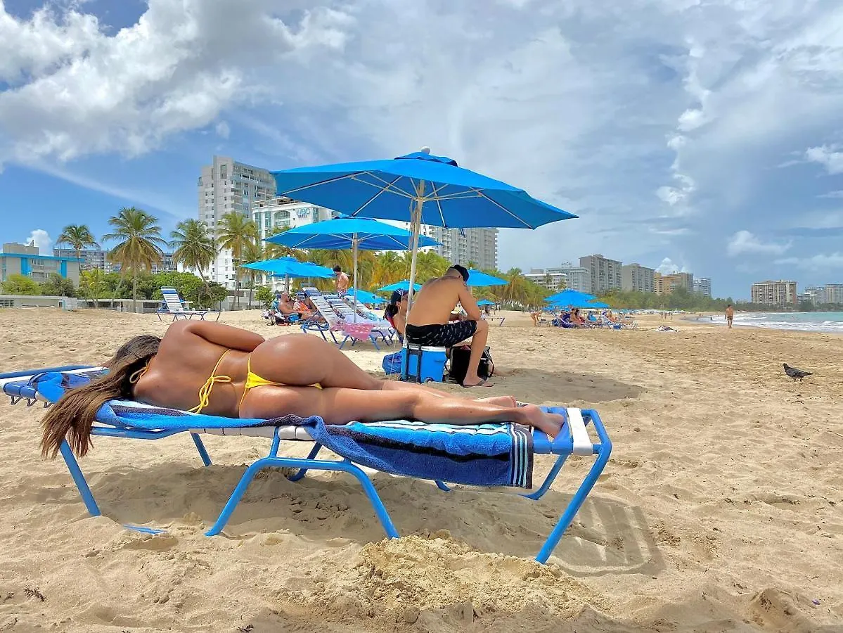 Hobie Oceanfront Apartment At Isla Verde San Juan
