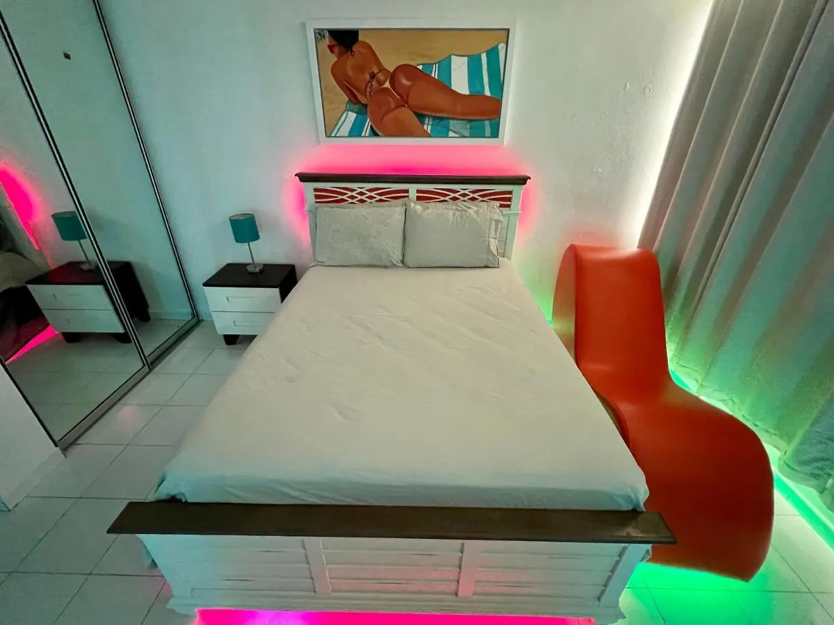 Hobie Oceanfront Apartment At Isla Verde San Juan Puerto Rico