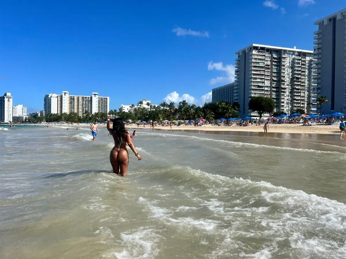 Hobie Oceanfront Apartment At Isla Verde San Juan